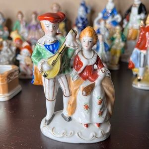Vintage 1940’s Made in Occupied Japan Colonial Couple Figurine, Japanese Ceramic